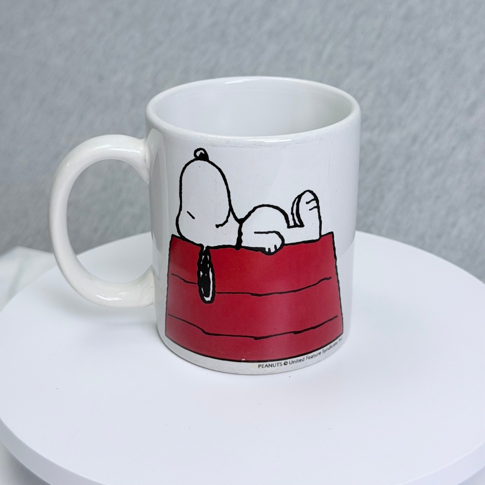 Peanuts Snoopy Sleeping on Red Doghouse Ceramic Coffee Mug Innovative Designs